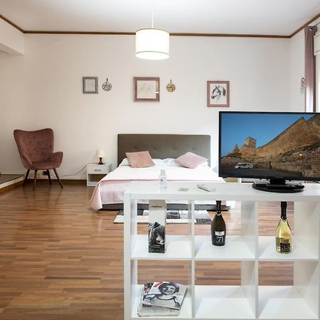 Doctor House Standard, Suites & Luxury Rooms Έννα Εξωτερικό φωτογραφία