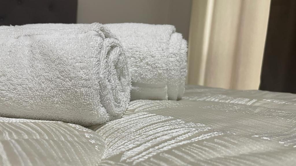 Doctor House Standard, Suites & Luxury Rooms Έννα Εξωτερικό φωτογραφία
