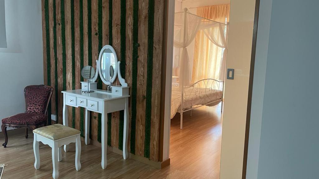 Doctor House Standard, Suites & Luxury Rooms Έννα Εξωτερικό φωτογραφία
